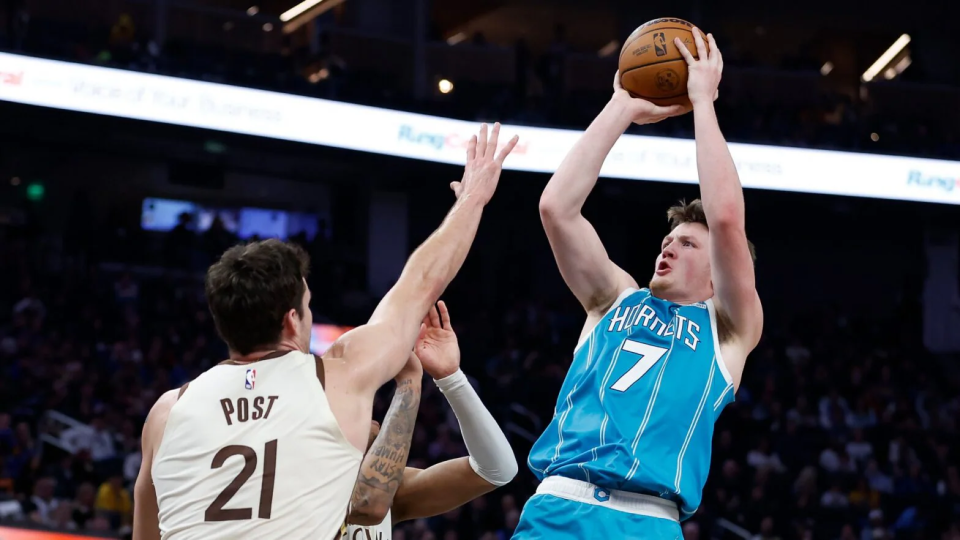乐鱼官方入口-NBA官网新秀榜更新：克努佩尔超越弗拉格登顶 开拓者乐福升至第8
