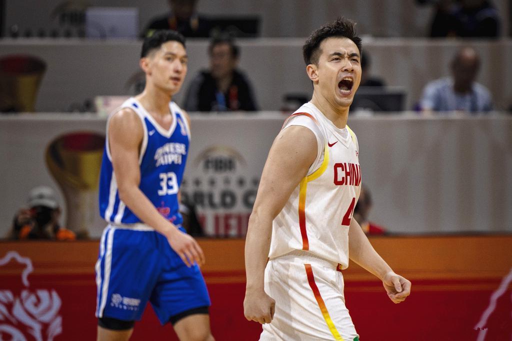 乐鱼官方入口-赵睿哭了！中国男篮两连胜，产生4个不争事实